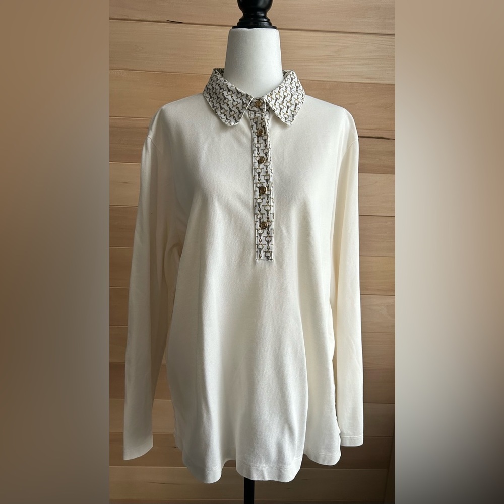 Lands’ End size 2X long sleeve, cream colour, 100% cotton,1/4 button up, collar